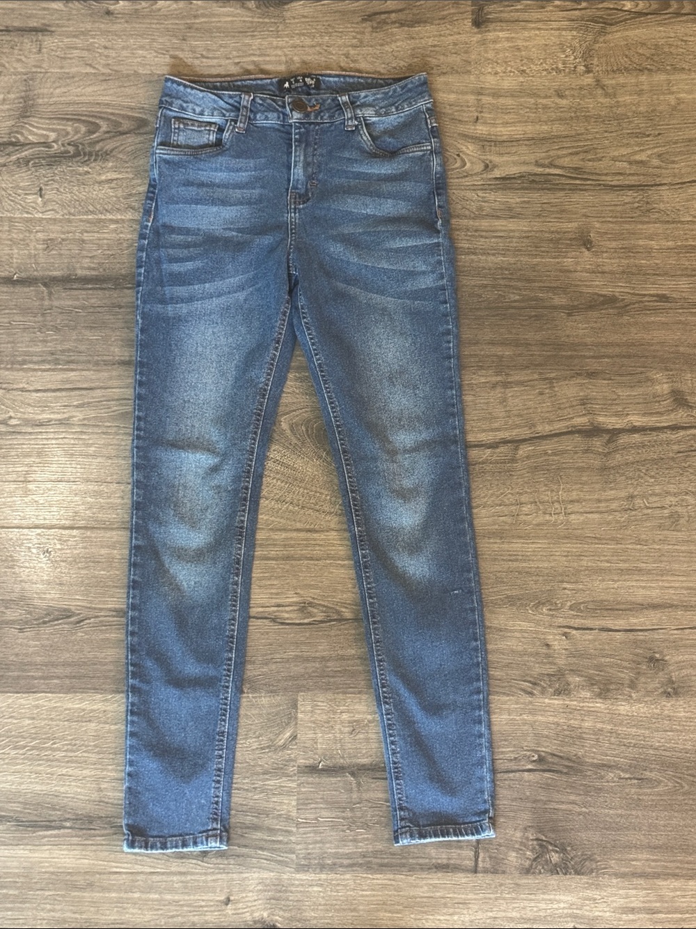 Women's High-Rise Skinny Jeans in Medium Blue